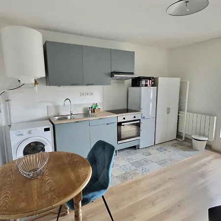 Apartment Cosy Et Lumineux A - Proche Gare & De Production Ideal Couple Et Professionelles *